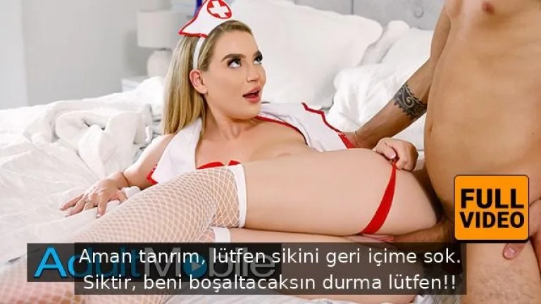 azgin hemsire yakisikli hastasini bedeniyle ayaga kaldirmayi basariyor.jpg