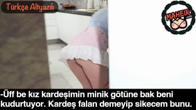buz dolabina egilen tifil kiz kardesinin gotune bakiyor.jpg