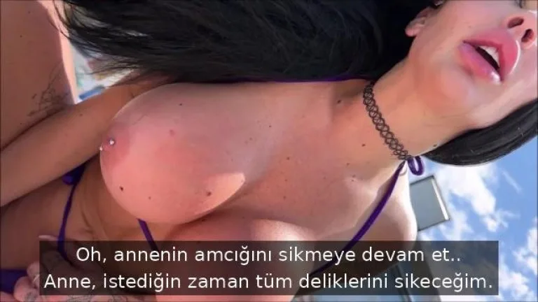 cani asiri yarak ceken atesli milf uvey oglunun bedenini somuruyor.jpg