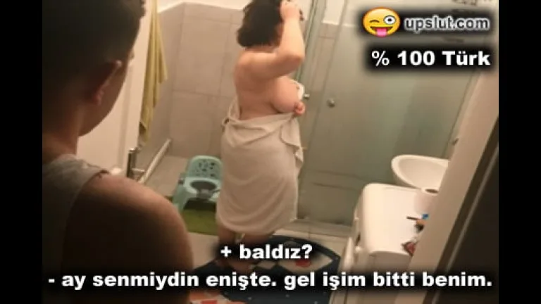 havludan memeleri acilan baldizi banyoda domaltan eniste.jpg