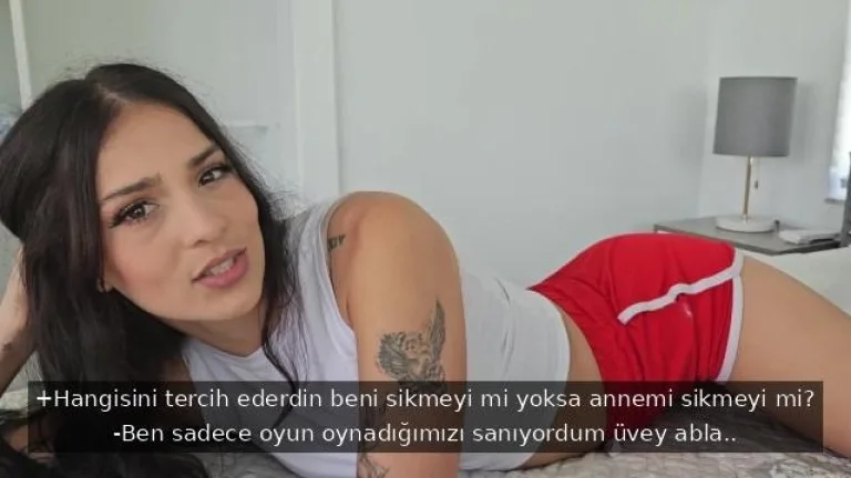 her haliyle sekse davet eden orospu uvey kardesiyle baslattigi oyunu sikiserek sonlandiriyor.jpg
