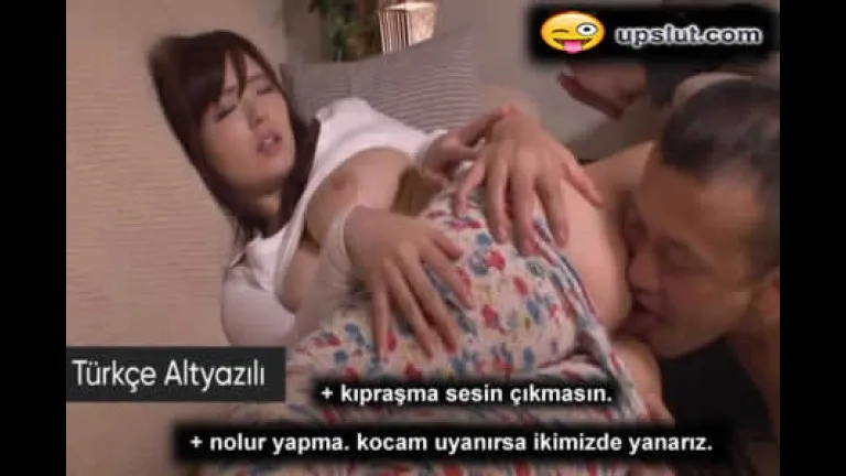 kafayi bulduran arkadasin karisini gece sarhosken dilledi.jpg