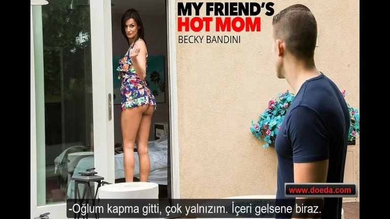 kampa giden arkadasinin yalniz kalan annesini sikerek doldurdu.jpg