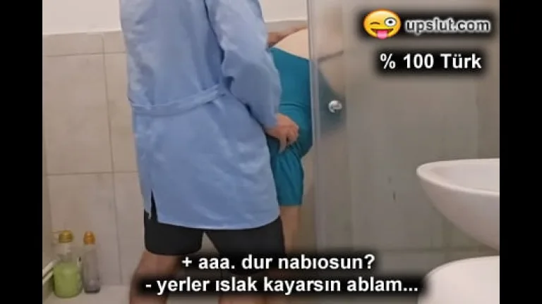 kombisi arizalanan olgunu banyoda sikmeye kalkisan tamirci.jpg