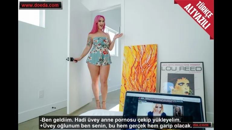 para gozu yerine amini buruyen uvey annesi porno cektirdi.jpg