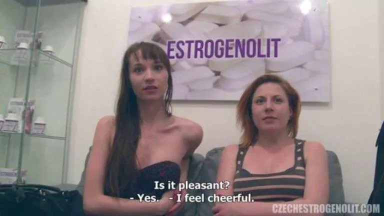 rita ve kristyna kendilerinden geciyor.jpg