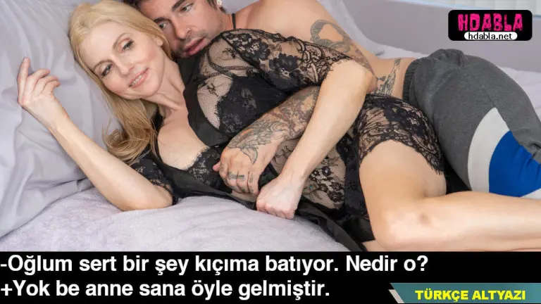babam mesaideyken annem yanima yatip uyudu kicina yasladim.jpg