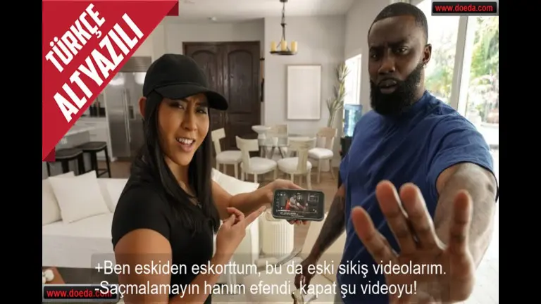 eskortlugu birakip yemek teslimati isine giren kadin yakisikli gorunce dayanamadi.jpg