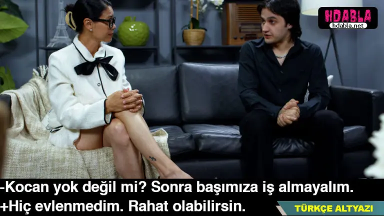korka korka flort uygulamasindan dusurdugum yasli karinin evine gittim.jpg