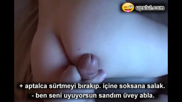 uyumus numarasiyla uvey kardesine siktirip namusunu bozdurdu.jpg